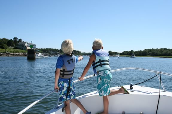 The Essex Police Dapartment will be holding a Safe boating course in  Essex Massachusetts 