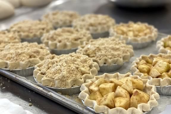 Join Appleton Baker, Kami Turgeon, to learn the secrets to a perfectly flaky, sturdy pie crust and all the sweet details of making the perfect Apple Pie