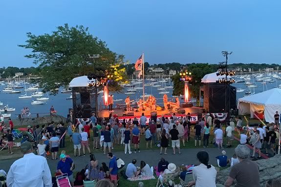 Marblehead Festival of Arts hosts live music performances throughout Fourth of July weekend at Crocker Park Marblehead Festival of Arts hosts live music performances throughout Fourth of July weekend at Crocker Park