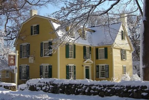 Historic Beverly Holiday House Tour in downtown Beverly Massachusetts
