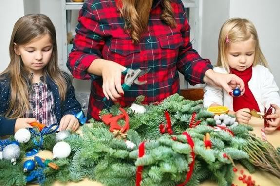 Kids will learn how to make holiday wreaths at Marini Farm in Ipswich MA! 