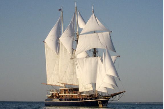 Visit Salem Heritage Days is a week long celebration of Salem's history and tradition. Salem Heritage Days is a week long celebration of Salem's history and tradition.