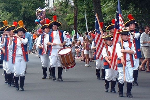 The Yankee Homecoming Parade is a traditional New England parade featuring bands